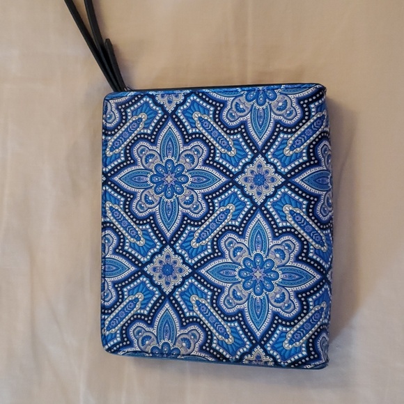 Liberty of London x British Airways First Class Amenity Kit Travel Bag - Picture 3 of 5